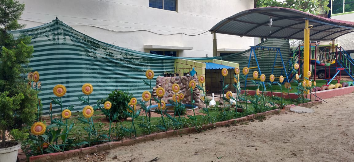 Phoenix International Academy Gallery
